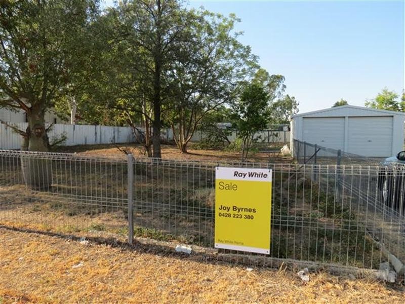 4 Lovell Street, Roma QLD 4455