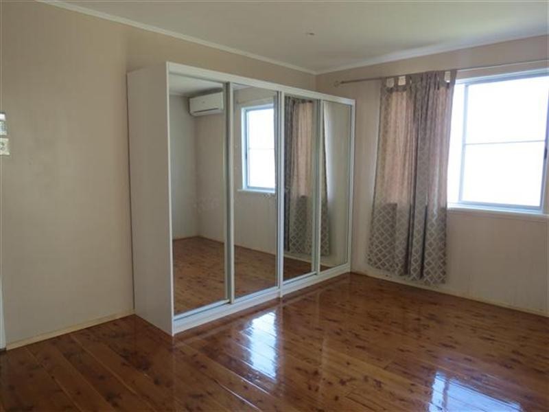 2 Gregory Street, Roma QLD 4455