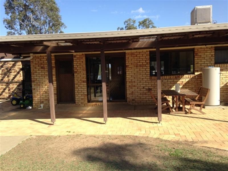 119 Roslyn Drive, Roma QLD 4455