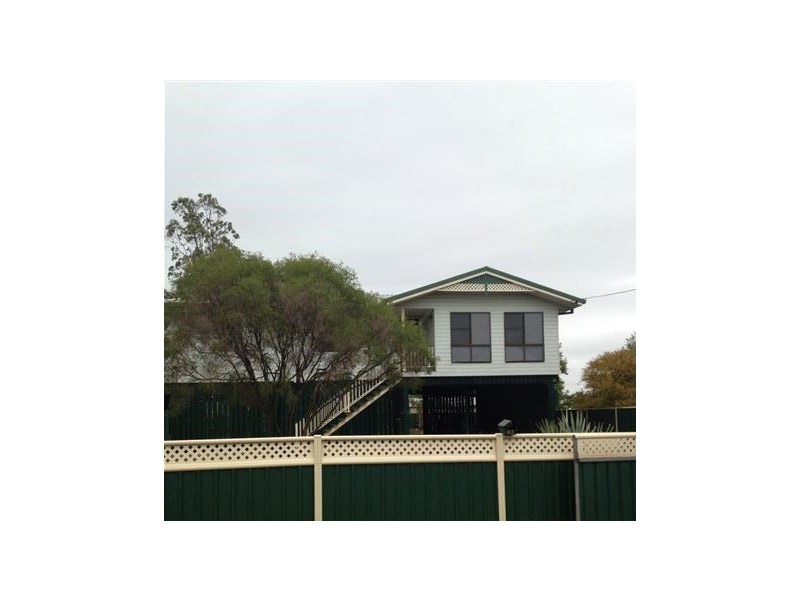 43 Derry Street, Roma QLD 4455