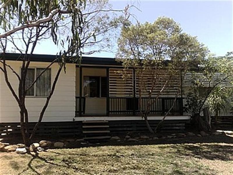 24 Wright Street, Roma QLD 4455