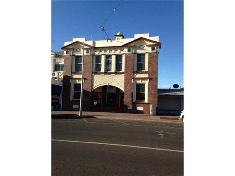 61 McDowall Street, Roma QLD 4455