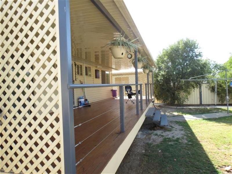 8 Derry Street, Roma QLD 4455