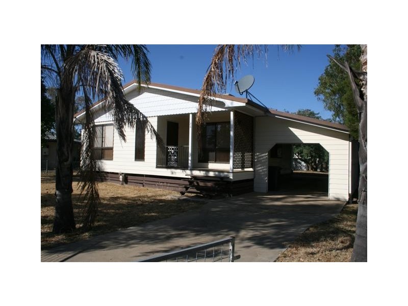 26 Howard Street, Roma QLD 4455