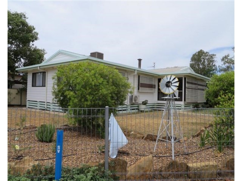 56 Elmer Street, Roma QLD 4455