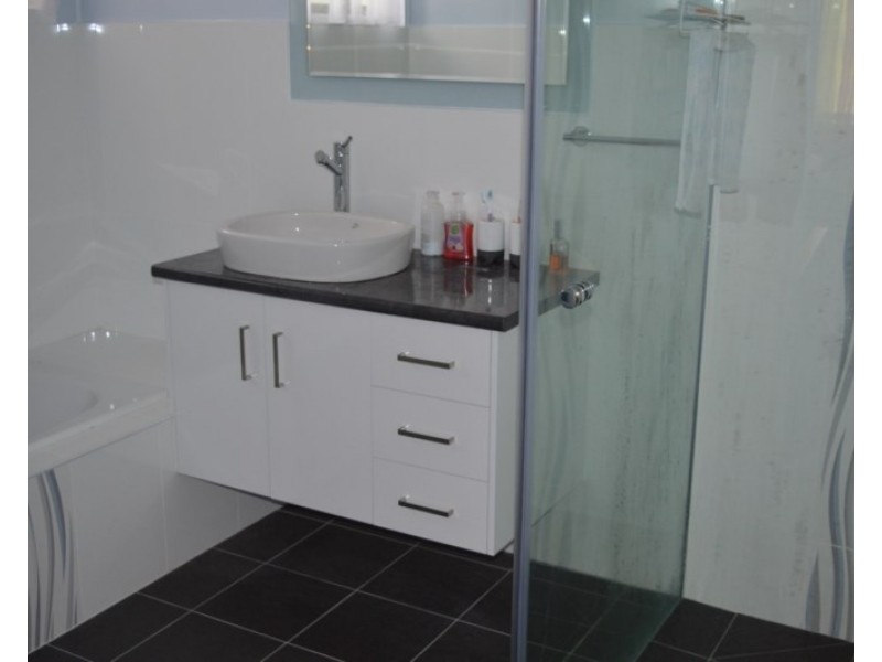 56 Elmer Street, Roma QLD 4455