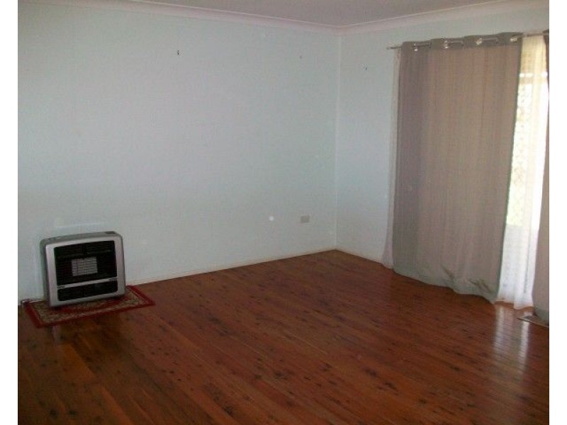 166 Duke Street, Roma QLD 4455