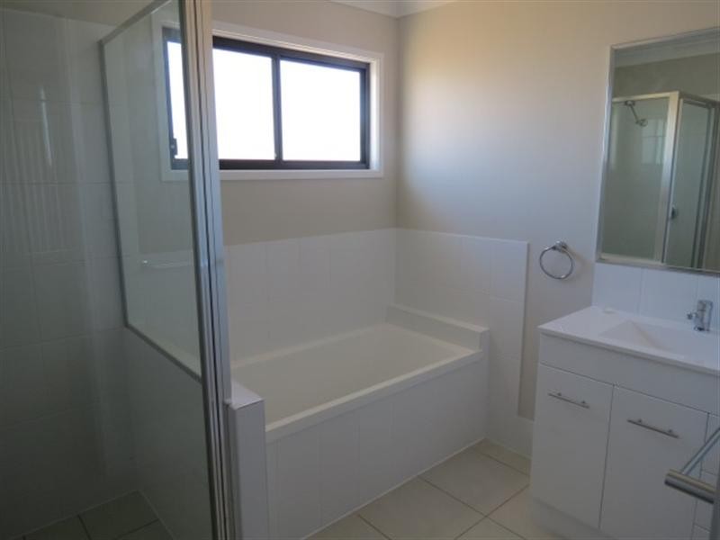 234a McDowall Street, Roma QLD 4455