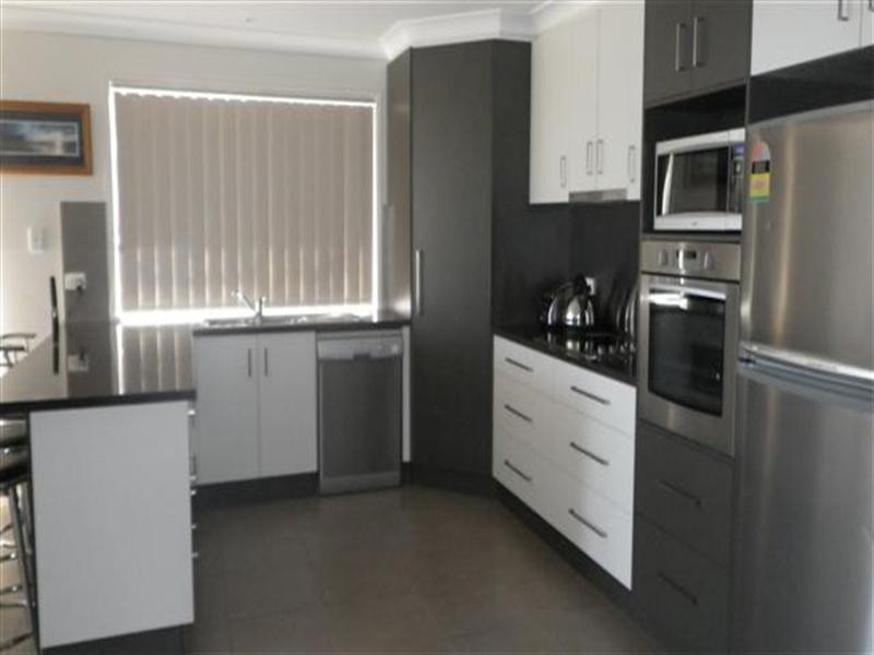 19 Robusta Drive, Roma QLD 4455