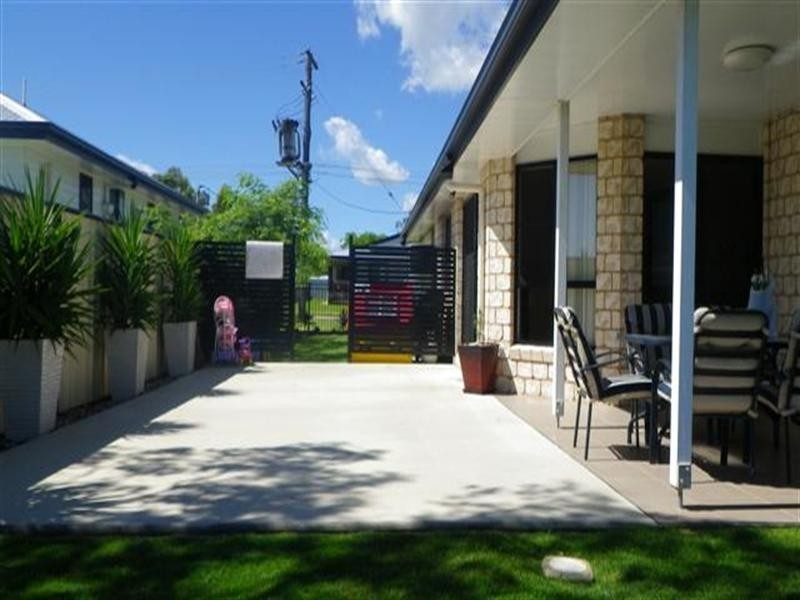 19 Robusta Drive, Roma QLD 4455