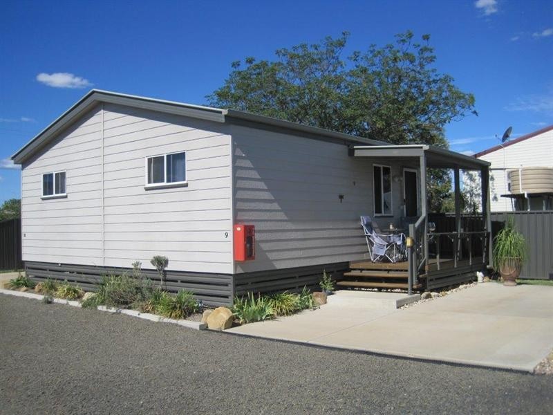 17-19 Station Street, Injune QLD 4454