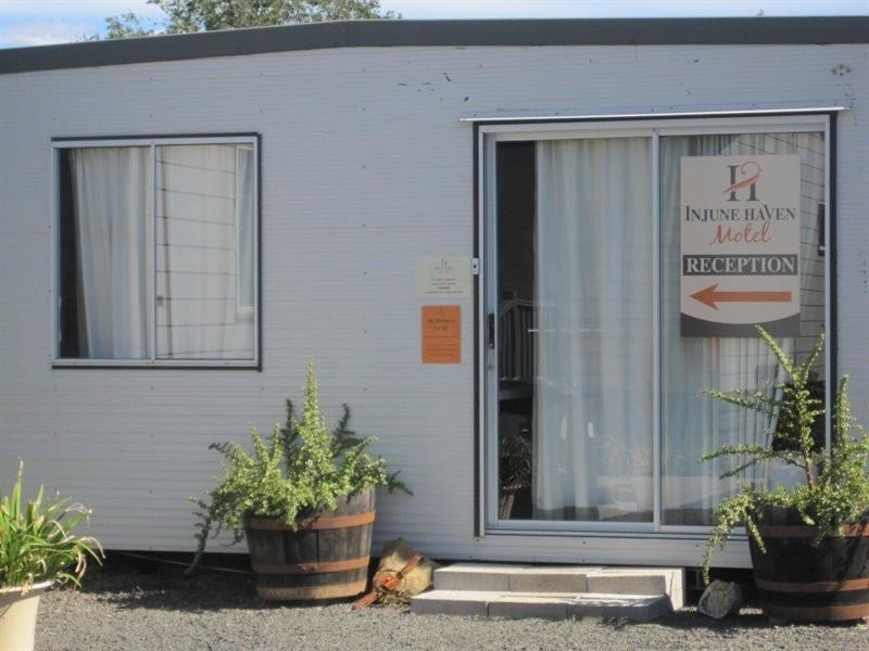 17-19 Station Street, Injune QLD 4454