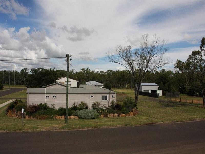 17-19 Station Street, Injune QLD 4454