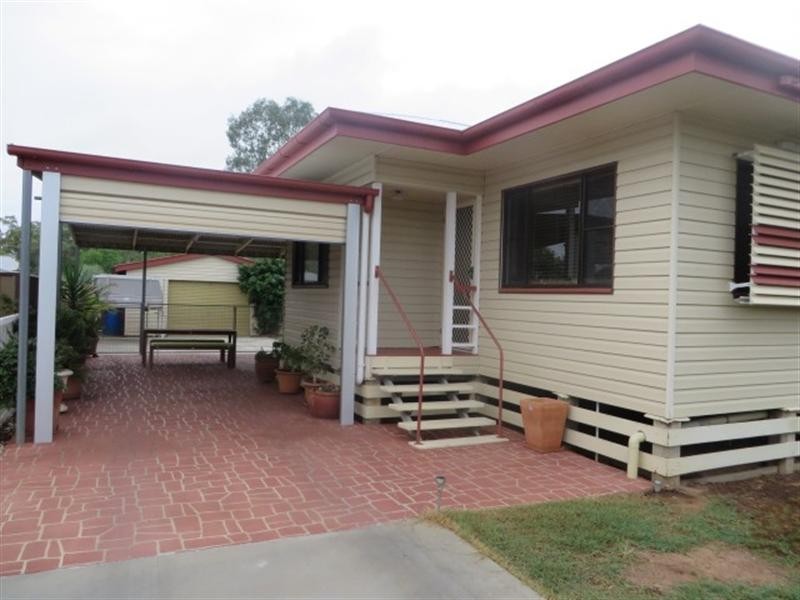 12 McEwan Street, Roma QLD 4455