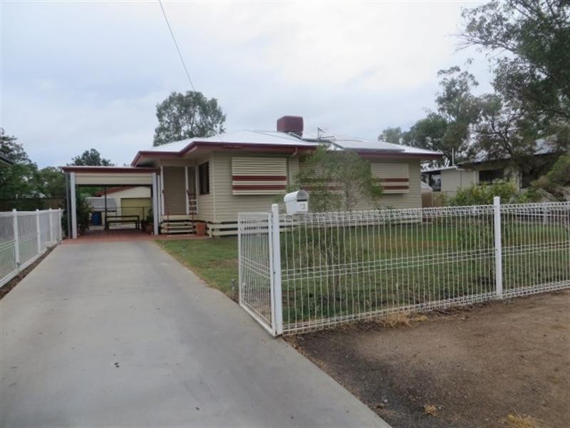 12 McEwan Street, Roma QLD 4455