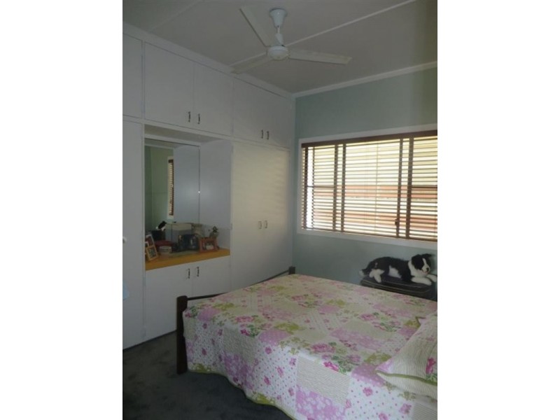 12 McEwan Street, Roma QLD 4455