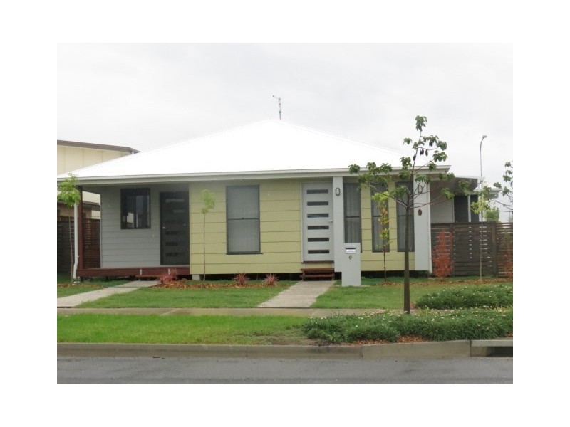 83 Currey Street, Roma QLD 4455