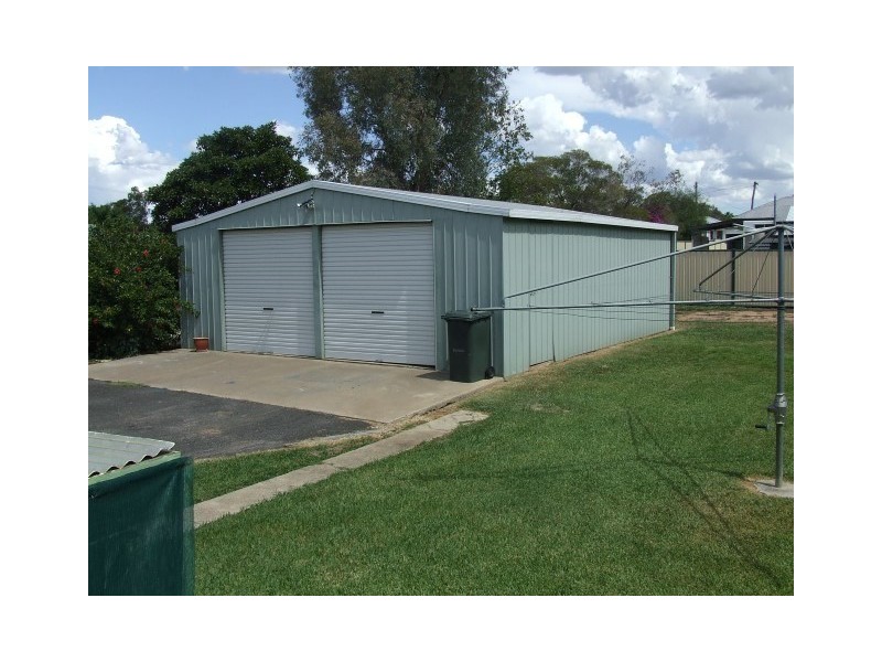 9 Eva Street, Roma QLD 4455