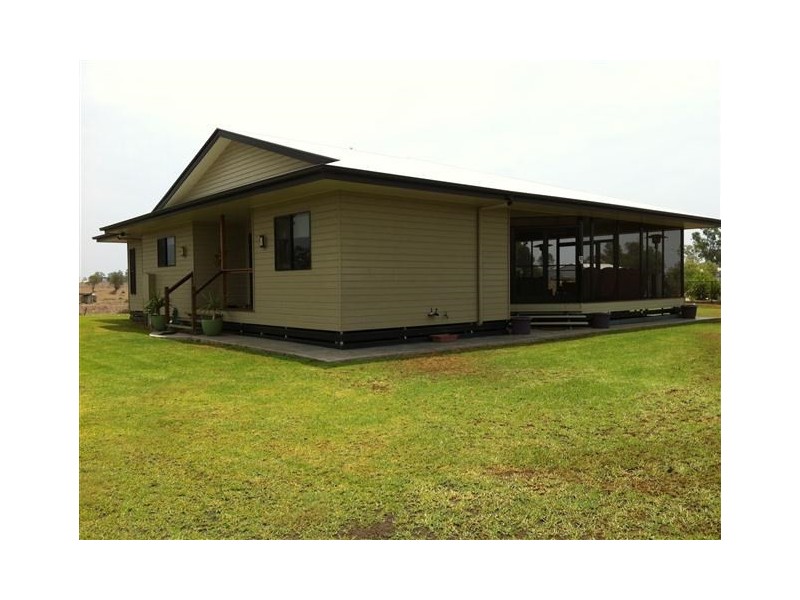 13 Baker-Finch Crescent, Roma QLD 4455