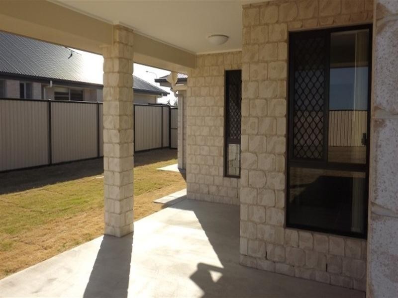 104 Taylor Street, Roma QLD 4455