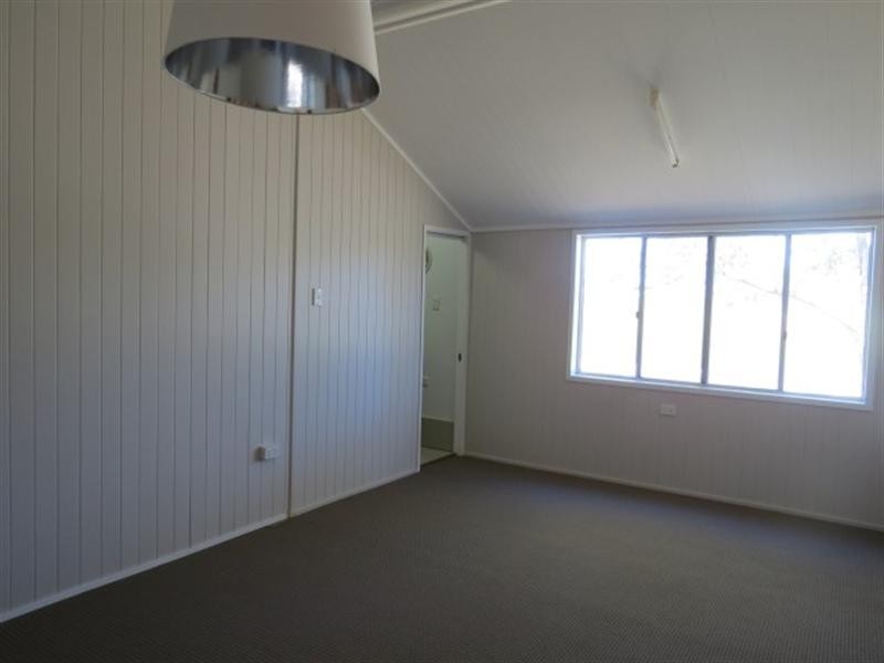 96 Chrystal Street, Roma QLD 4455