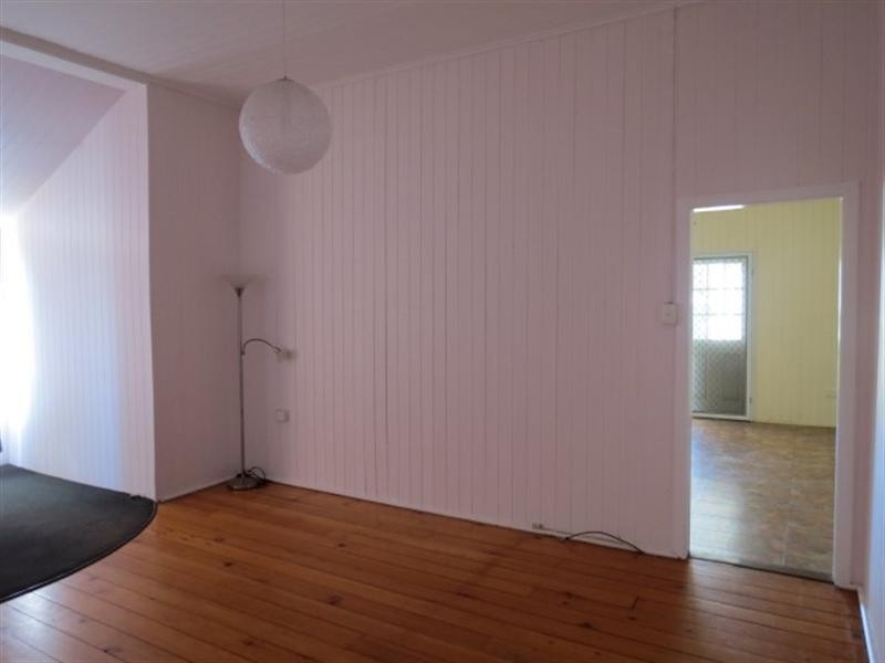 96 Chrystal Street, Roma QLD 4455