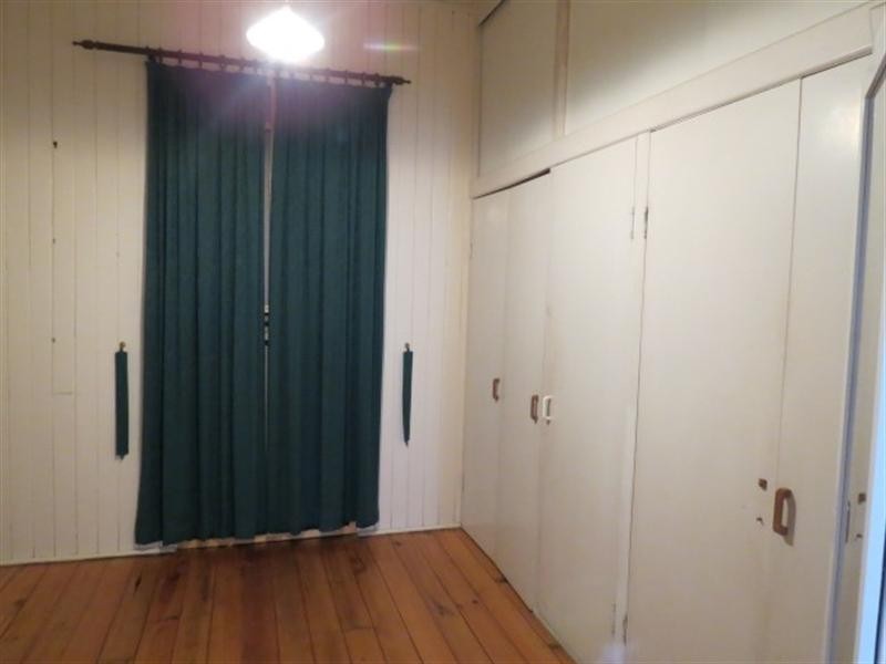 96 Chrystal Street, Roma QLD 4455