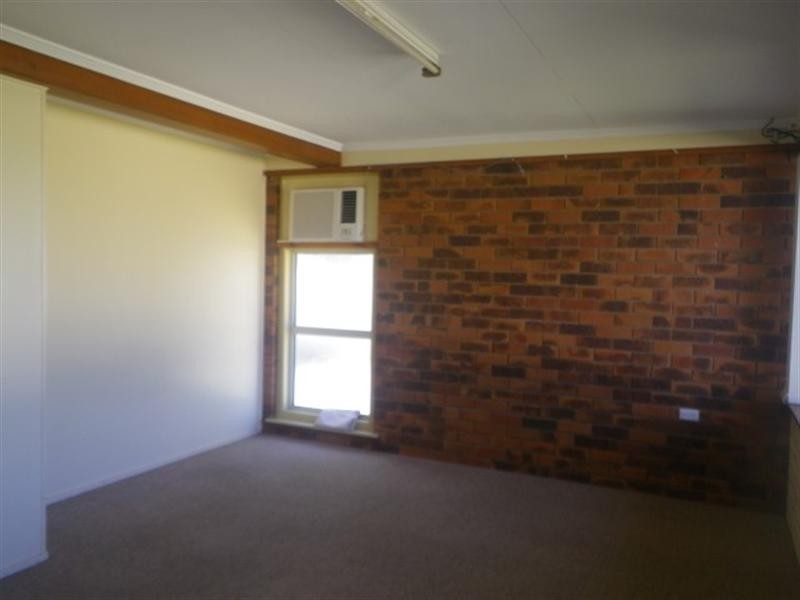 47 Taylor Street, Roma QLD 4455