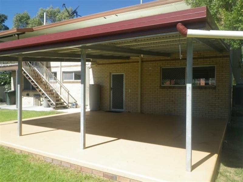 47 Taylor Street, Roma QLD 4455