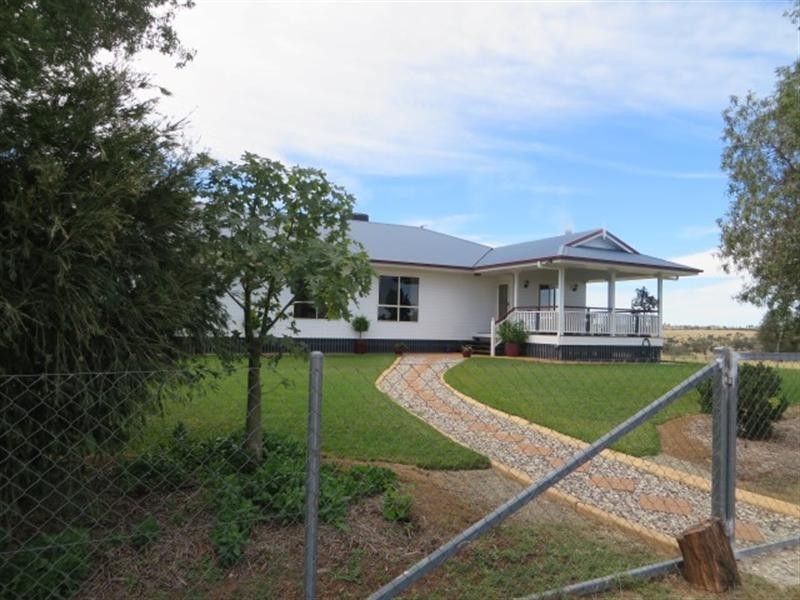 312 Short Street, Roma QLD 4455