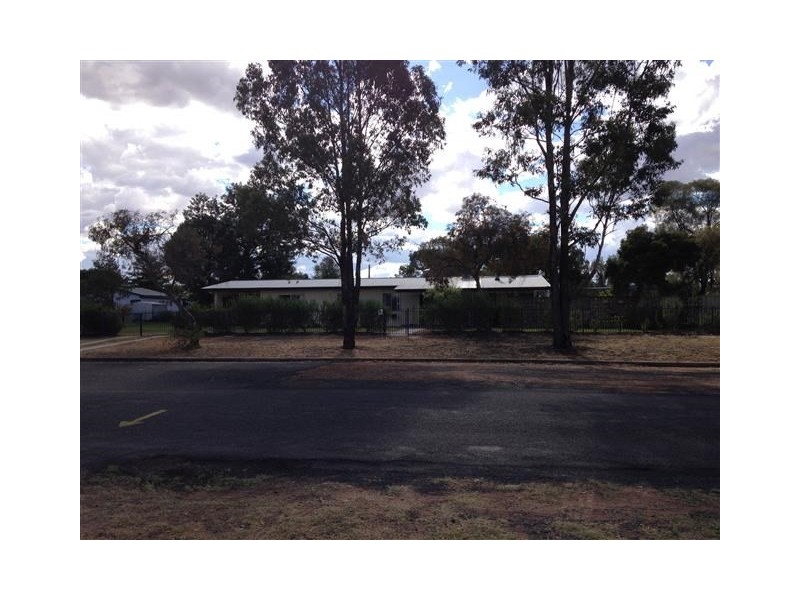 37 Winchester Street, Mitchell QLD 4465