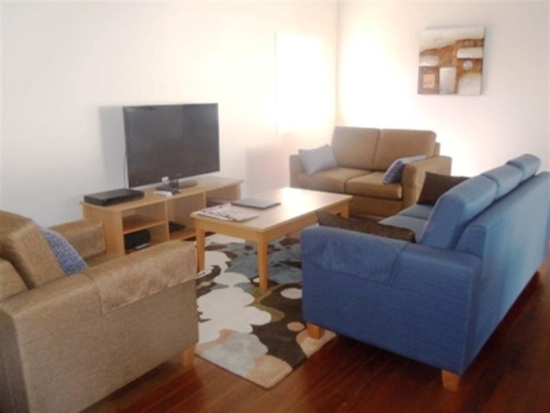 2/27 Lovell Street, Roma QLD 4455