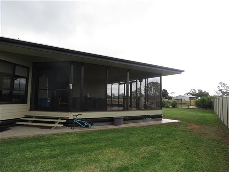13 Bakerfinch Crescent, Roma QLD 4455