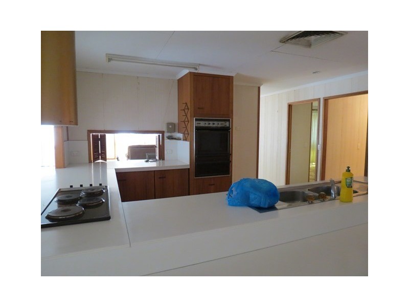 8 Martin Street, Roma QLD 4455