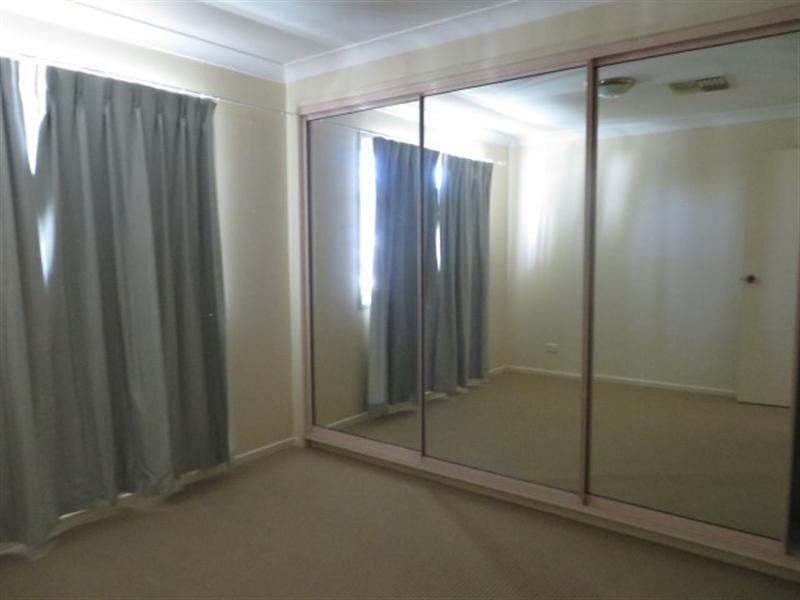 10 Alex Parade, Roma QLD 4455