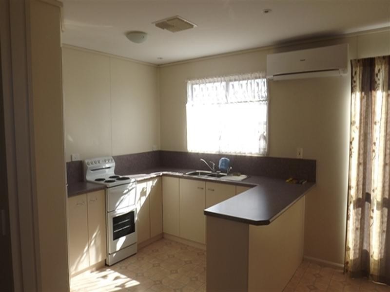 59 Currey Street, Roma QLD 4455