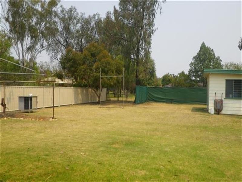 9 Borland Street, Roma QLD 4455