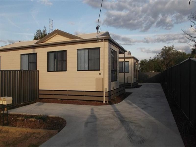 1/30 Saunders Street, Roma QLD 4455