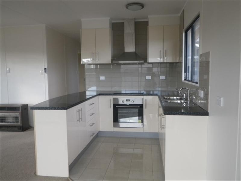 66 Taylor Street, Roma QLD 4455