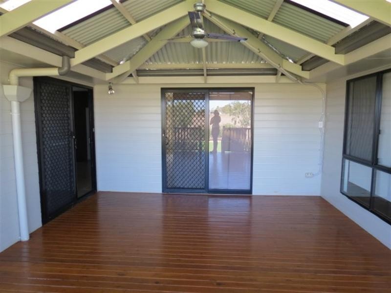 37 Robusta Drive, Roma QLD 4455