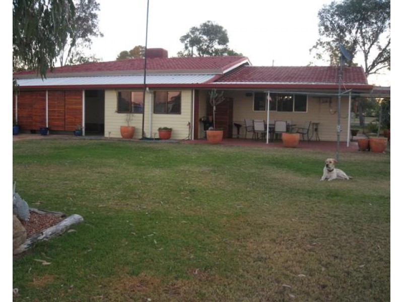 34-38 Edwardes Street, Roma QLD 4455