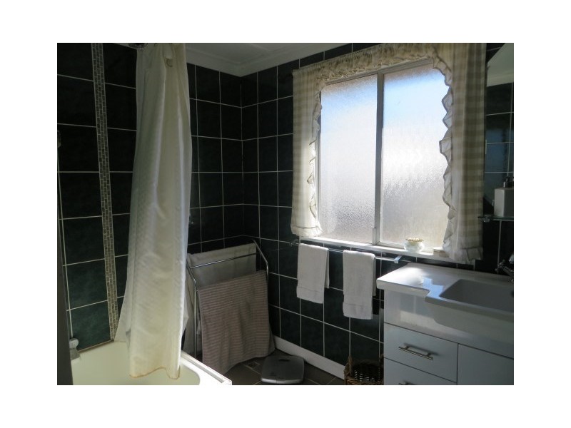 7 Garden Street, Yuleba QLD 4427