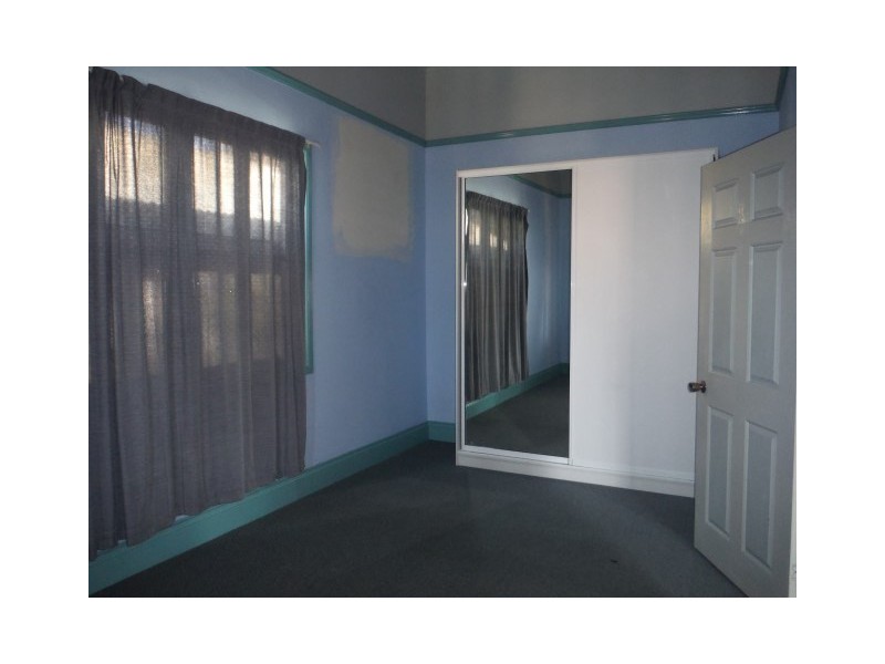 105 Charles Street, Roma QLD 4455