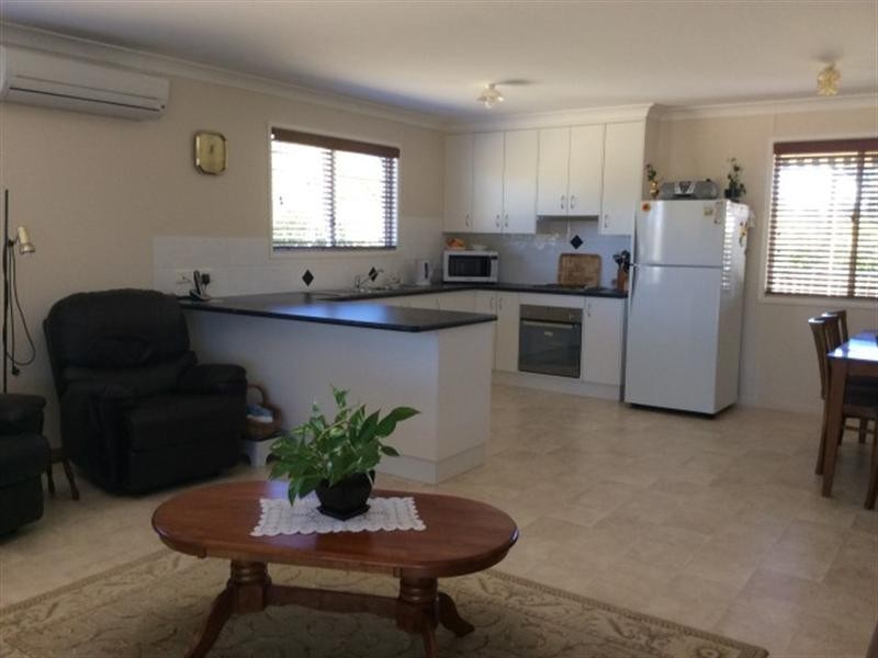 7 Short Street, Amby QLD 4462