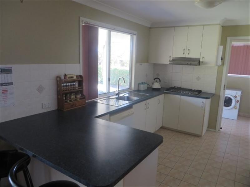 120 Bowen Street, Roma QLD 4455