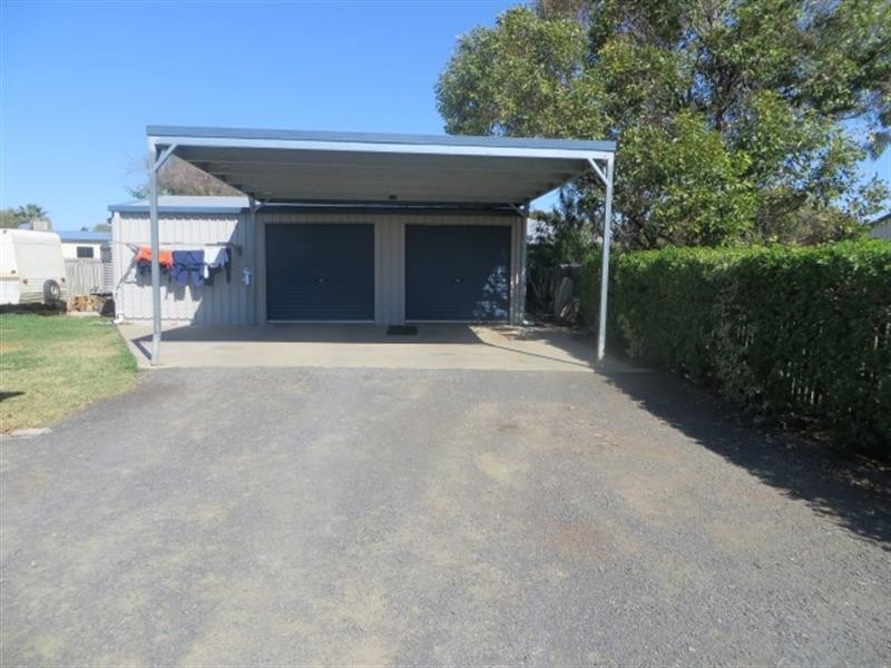 120 Bowen Street, Roma QLD 4455