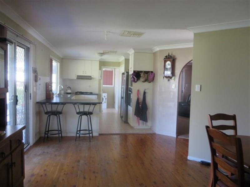 120 Bowen Street, Roma QLD 4455