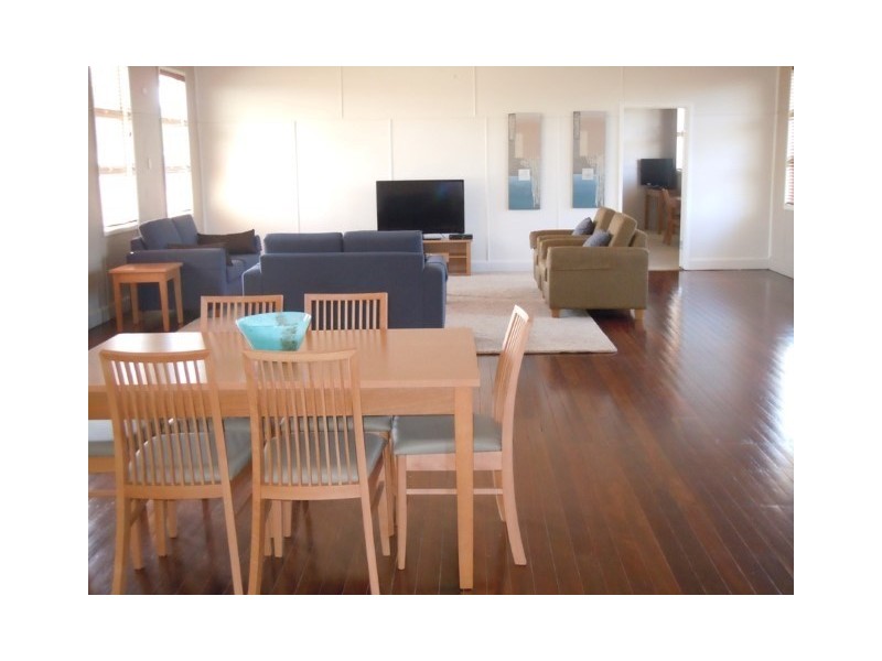 31-33 Lovell Street, Roma QLD 4455