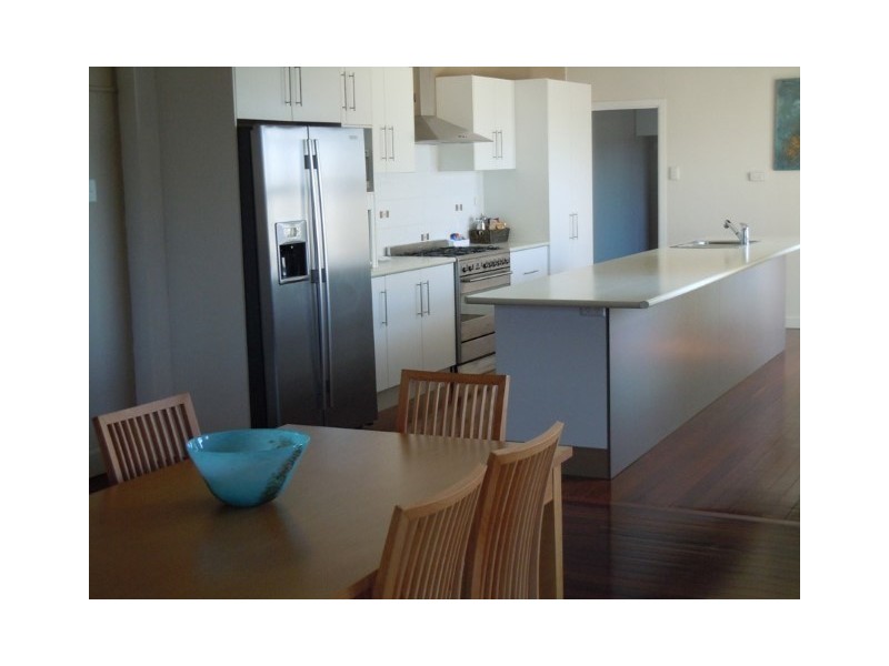 31-33 Lovell Street, Roma QLD 4455