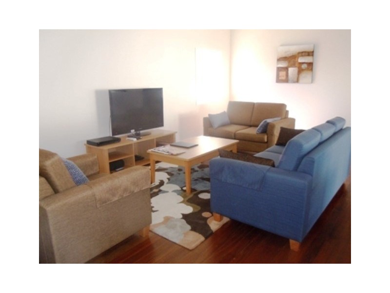 31-33 Lovell Street, Roma QLD 4455